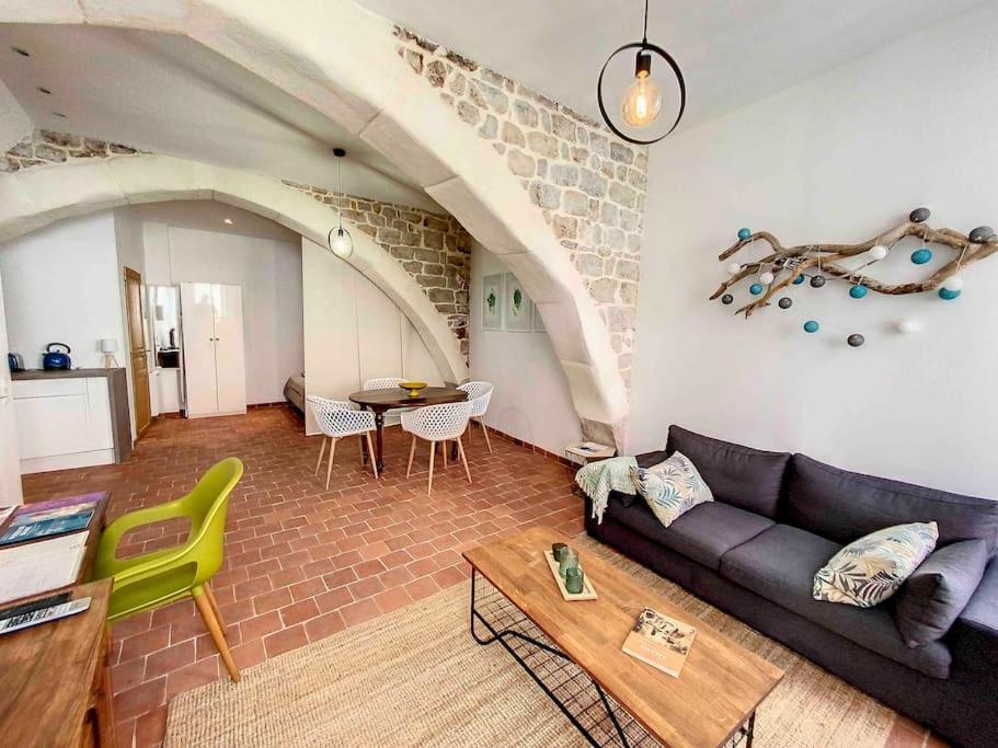 Joli Studio Au Coeur De Grasse - Parking Inclus 외부 사진
